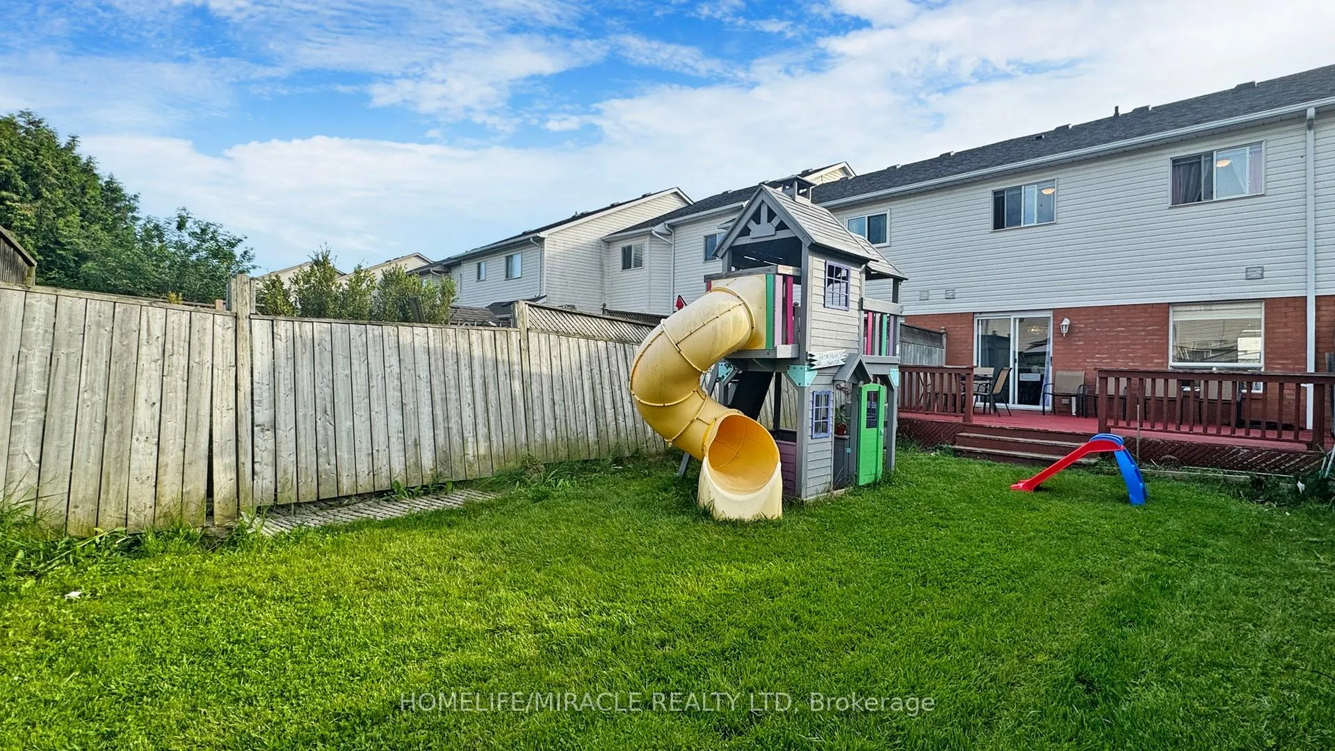 Photo 37 of 1711 Woodgate Trail, Oshawa, Samac — HOMEH
