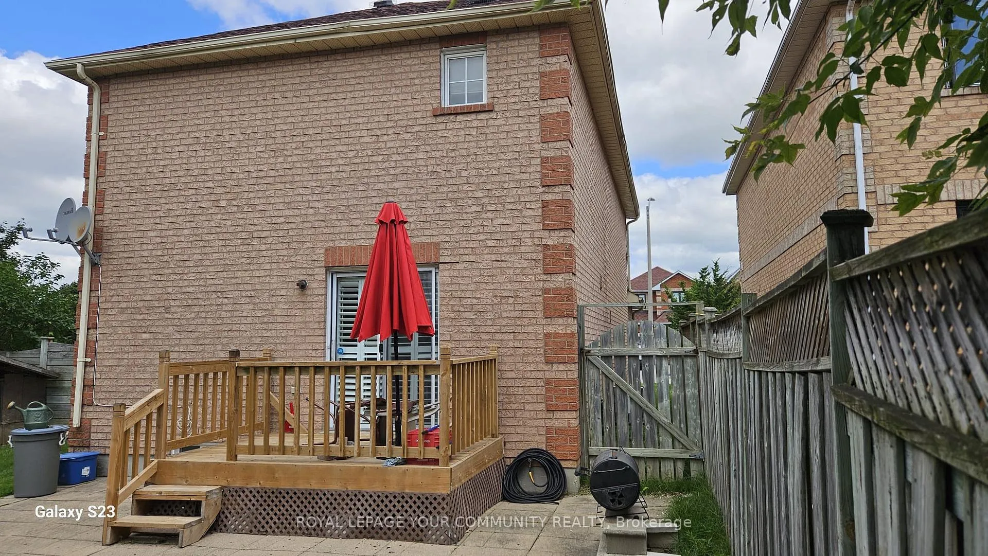 Photo 8 of 57 Vogue Street, Markham, Rouge River Estates — HOMEH