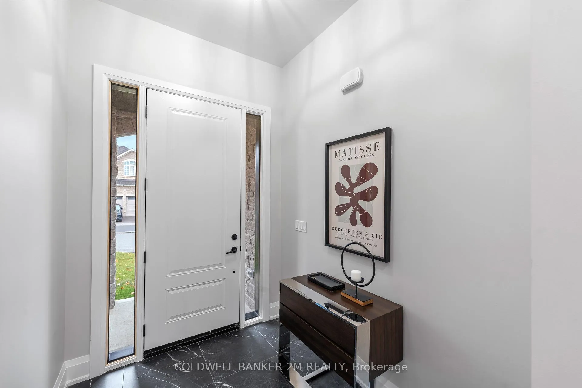 Photo 4 of 48 St. Augustine Drive, Whitby, Brooklin — HOMEH