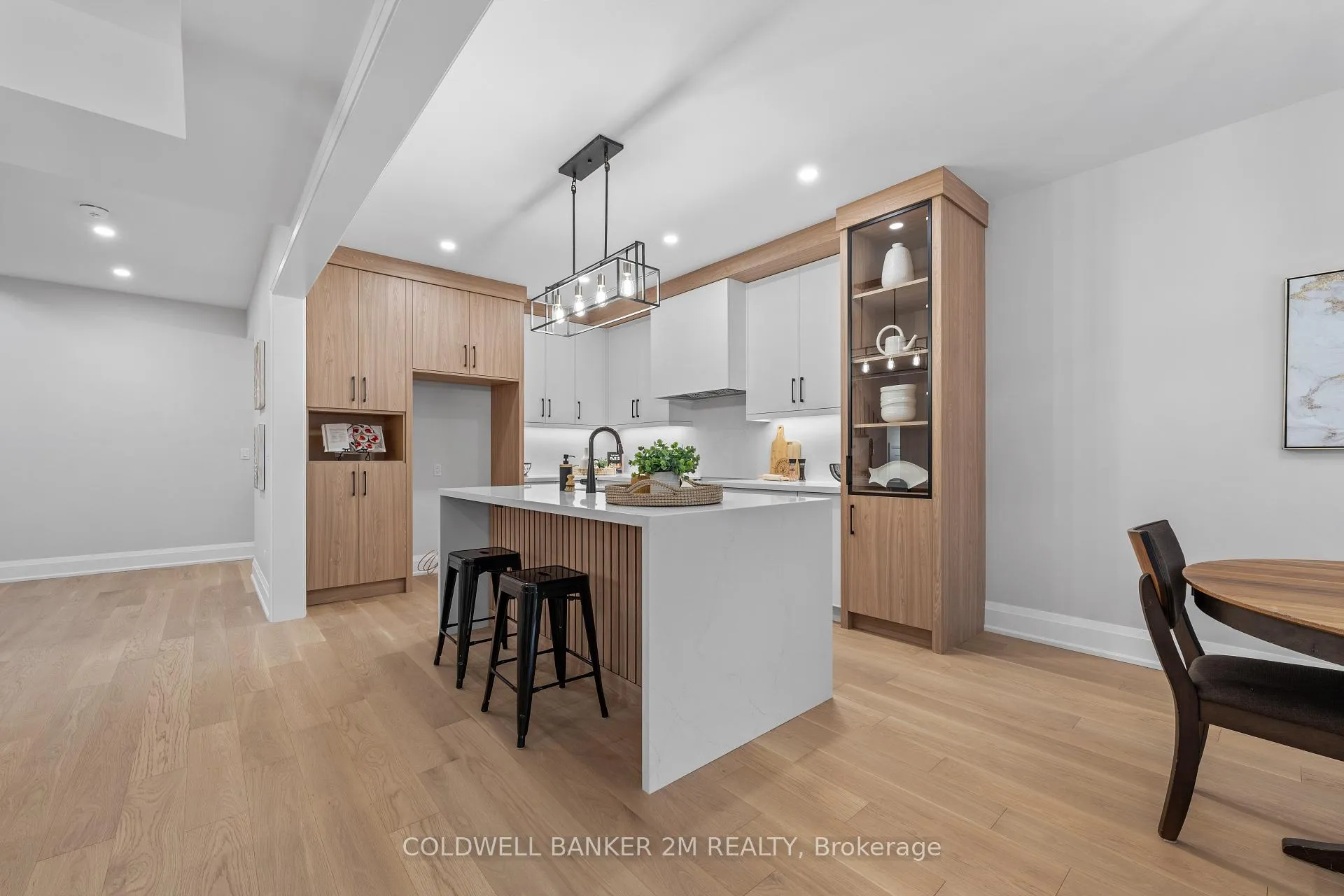 Photo 8 of 48 St. Augustine Drive, Whitby, Brooklin — HOMEH