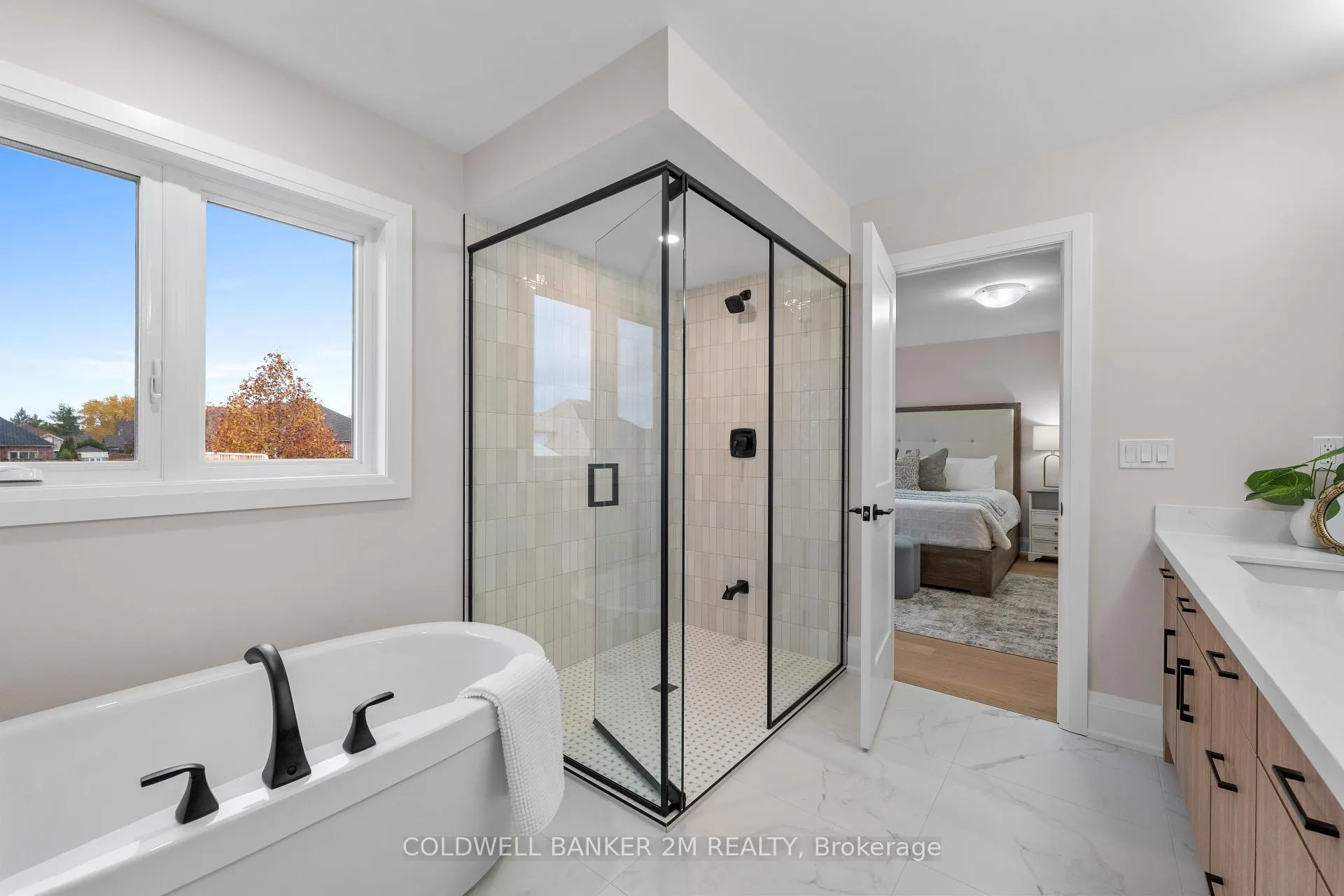 Photo 20 of 48 St. Augustine Drive, Whitby, Brooklin — HOMEH