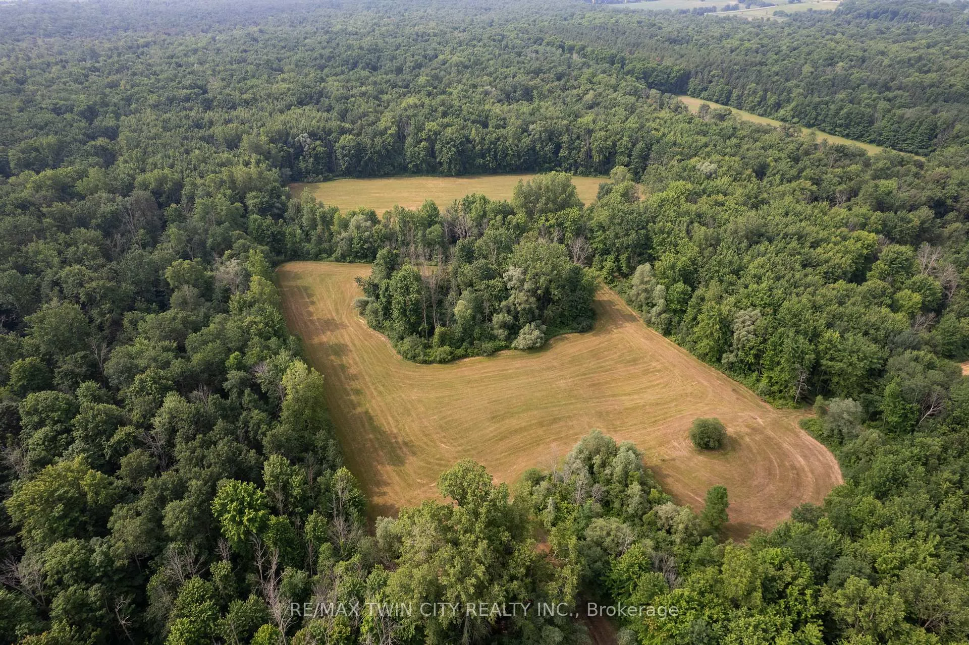Photo 3 of 41 Seventh Concession Road, Brant, Burford — HOMEH