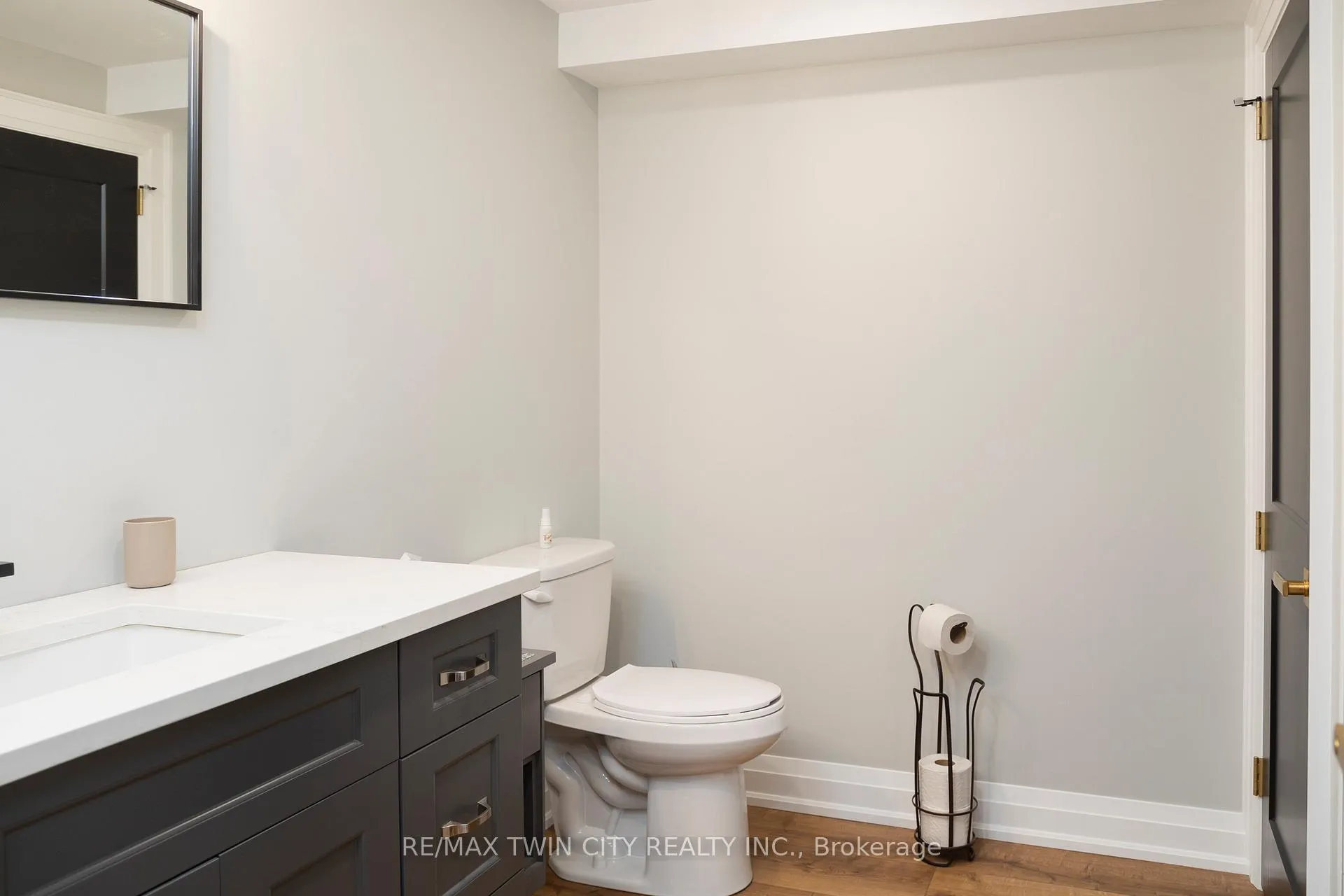Photo 29 of 41 Seventh Concession Road, Brant, Burford — HOMEH