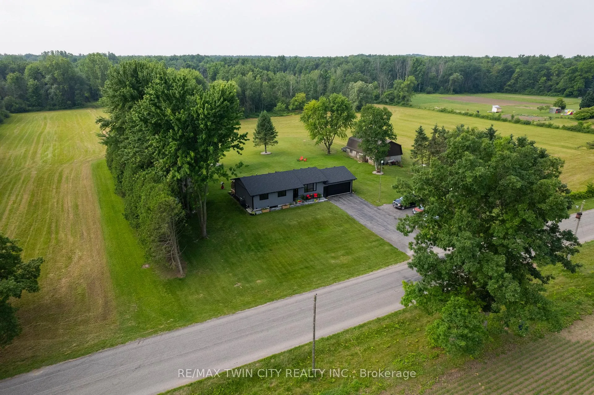 Photo 32 of 41 Seventh Concession Road, Brant, Burford — HOMEH