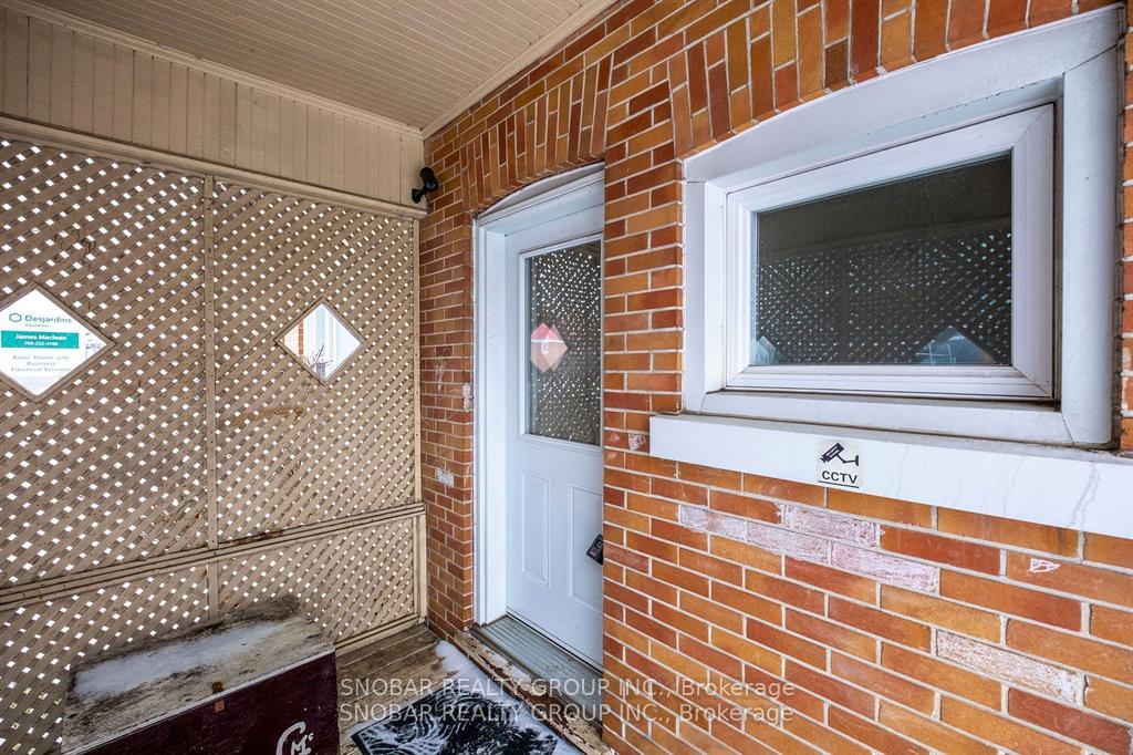 Photo 2 of 240 Dunlop Street W, Barrie, Queen's Park — HOMEH