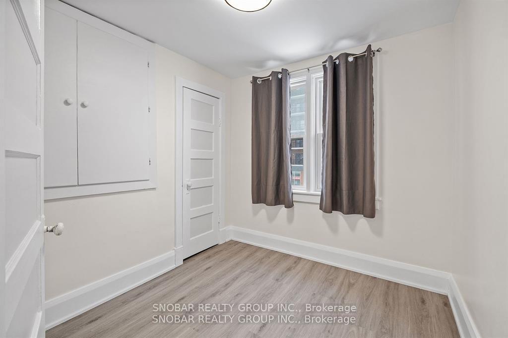 Photo 11 of 240 Dunlop Street W, Barrie, Queen's Park — HOMEH