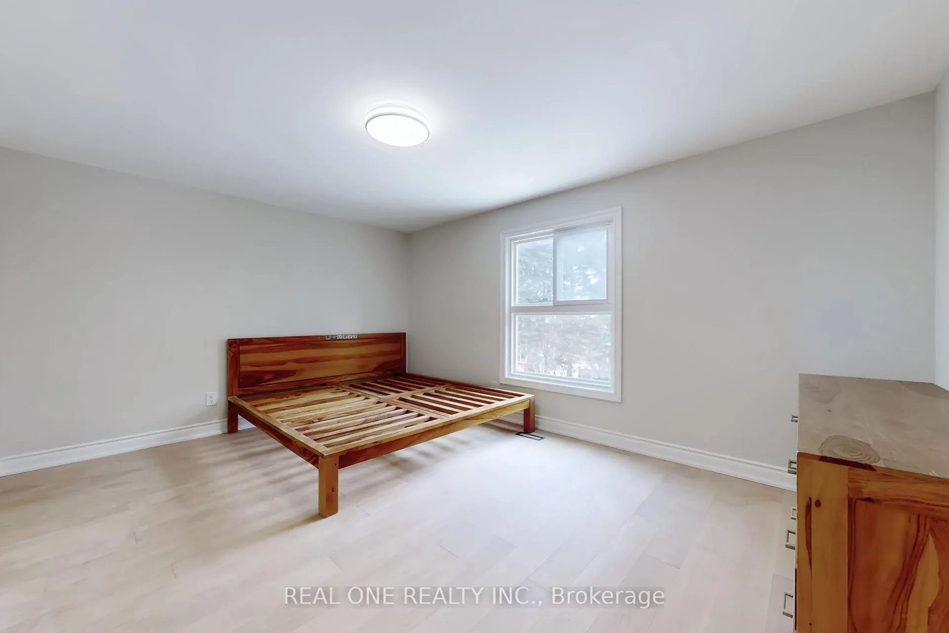Photo 23 of 86 Breckonwood Crescent, Markham, Aileen-Willowbrook — HOMEH