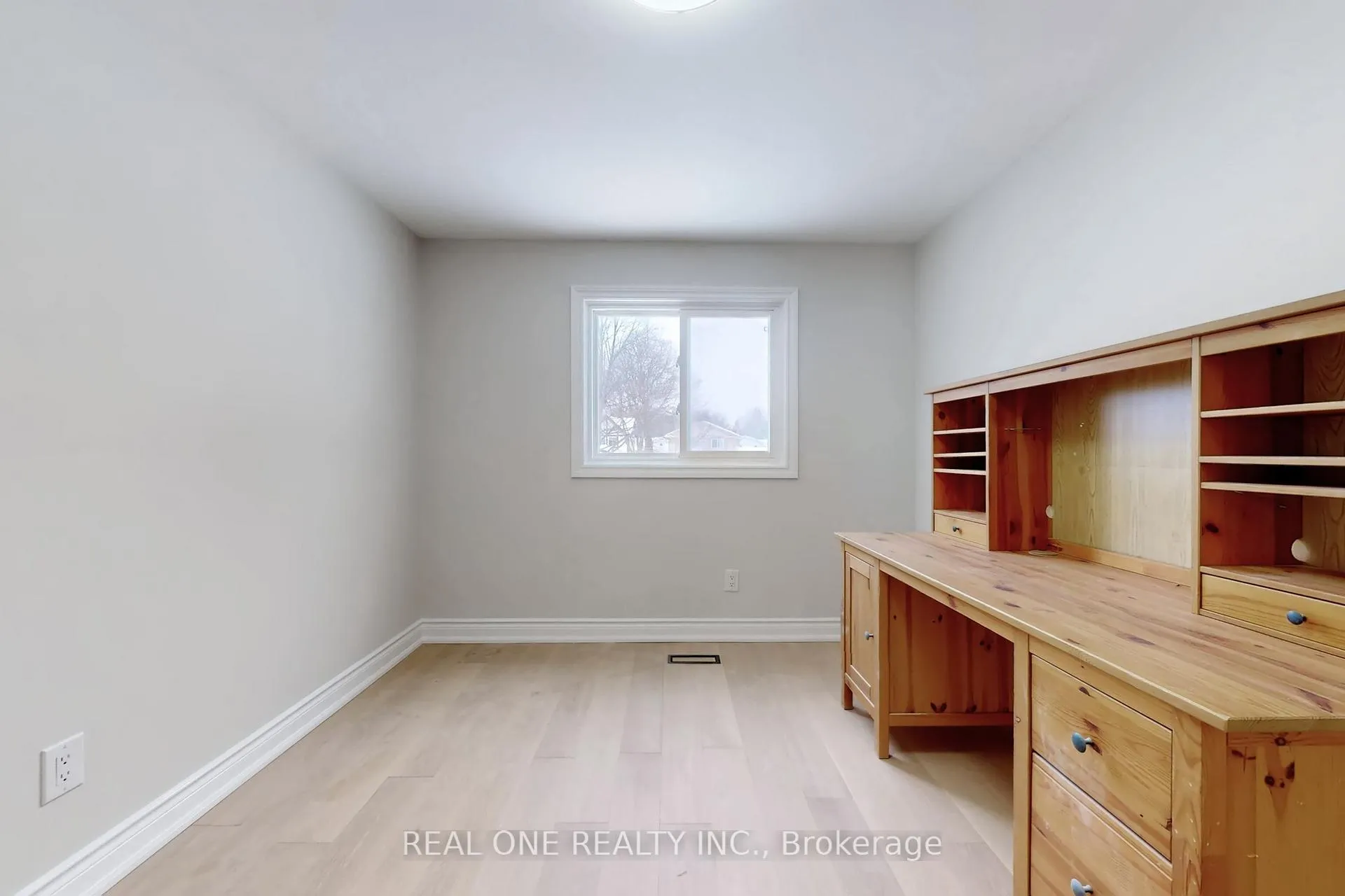 Photo 30 of 86 Breckonwood Crescent, Markham, Aileen-Willowbrook — HOMEH