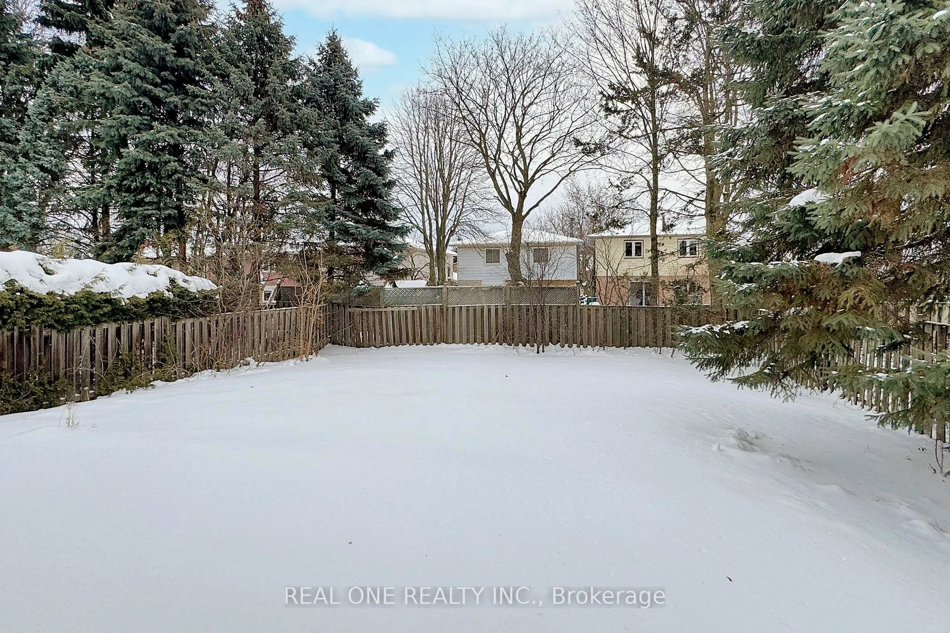 Photo 43 of 86 Breckonwood Crescent, Markham, Aileen-Willowbrook — HOMEH