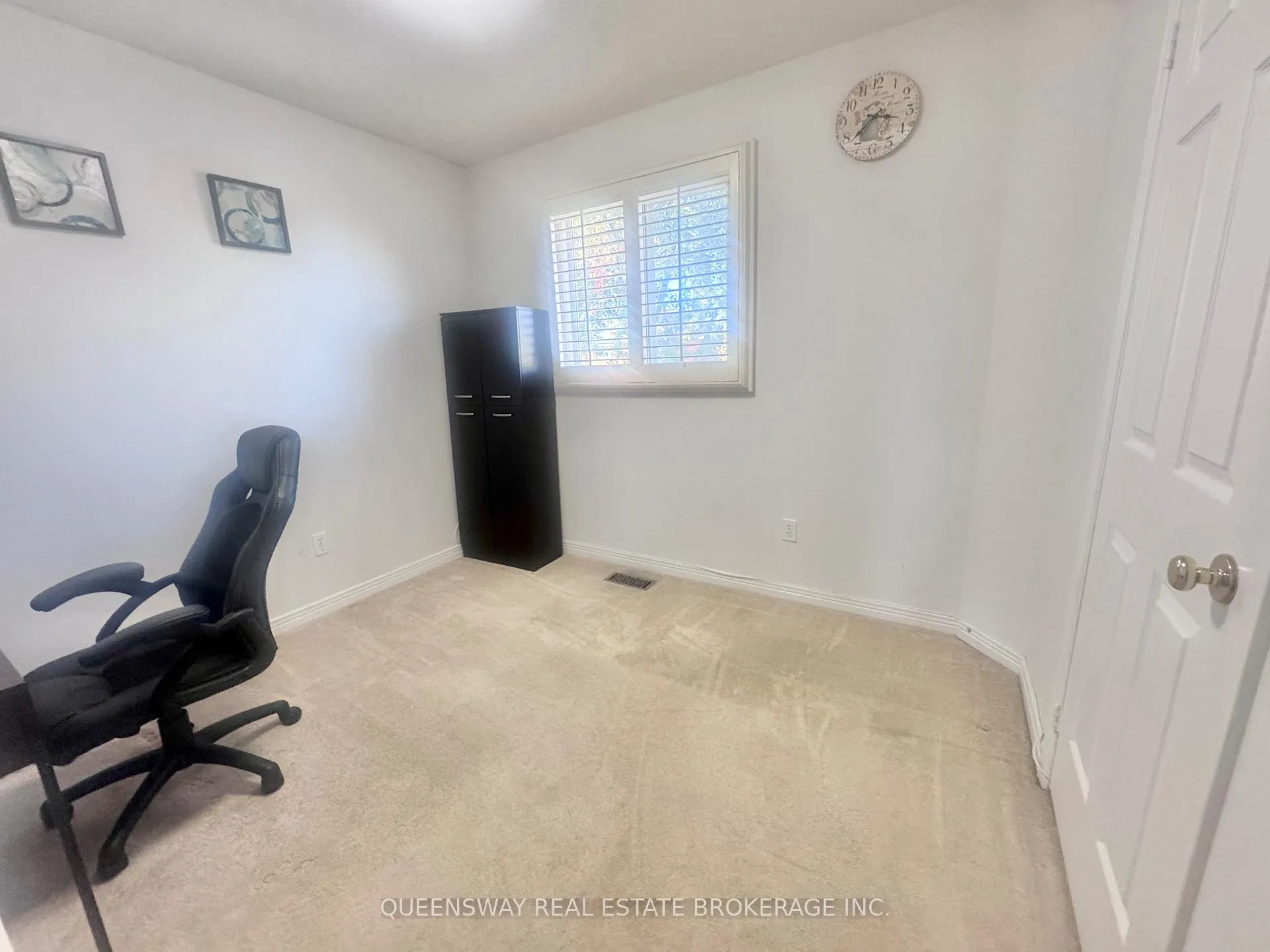 Photo 10 of 2 Fieldcrest Avenue, Clarington, Courtice — HOMEH