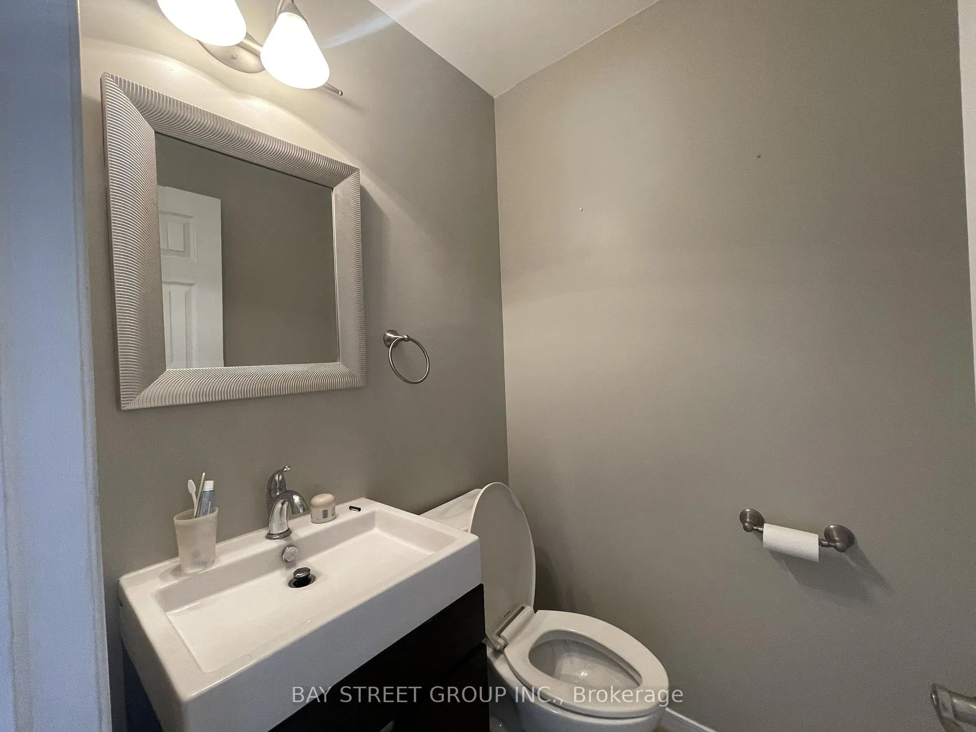 Photo 9 of 551 Sackville Crescent, Kingston, City Southwest — HOMEH