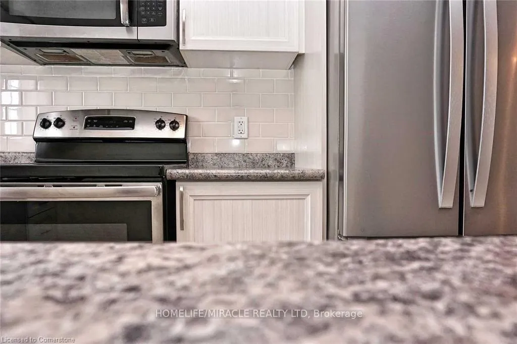 Photo 14 of 184 Maitland Street, Kitchener, Huron Park — HOMEH