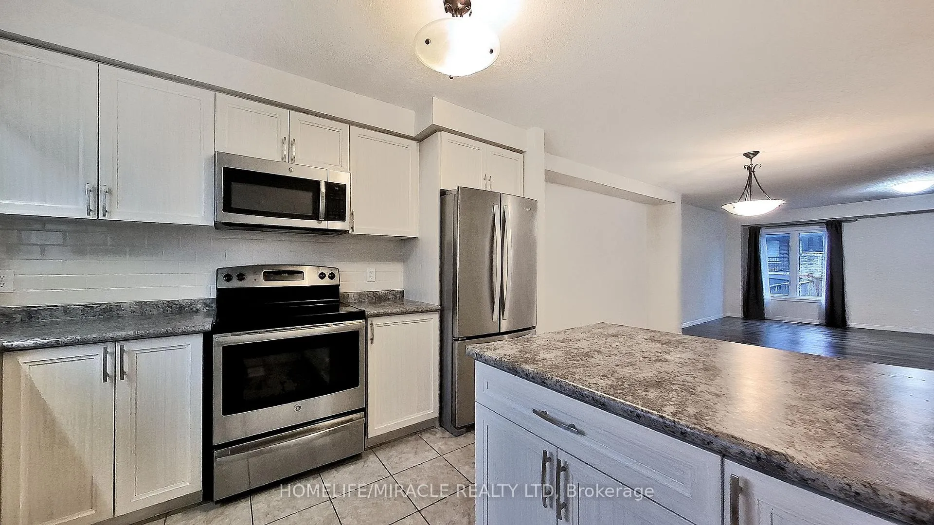 Photo 21 of 184 Maitland Street, Kitchener, Huron Park — HOMEH