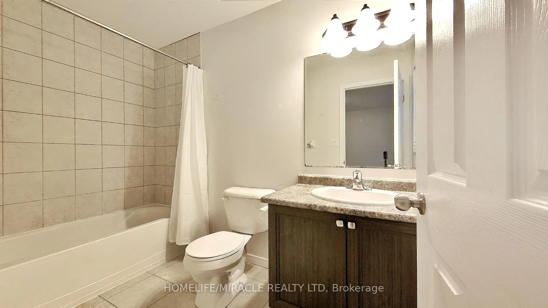 Photo 33 of 184 Maitland Street, Kitchener, Huron Park — HOMEH