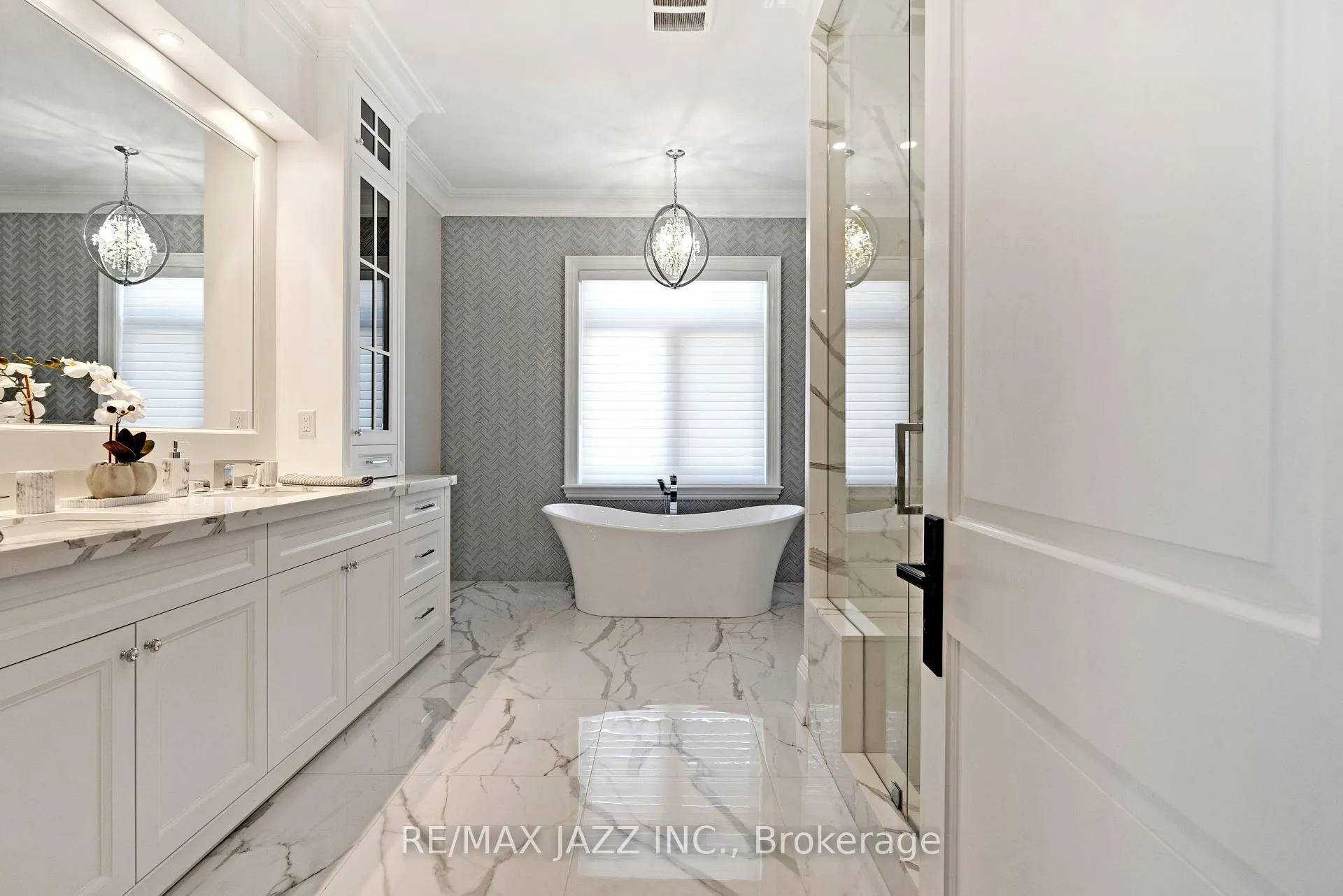 Photo 19 of 60 Varcoe Road, Clarington, Courtice — HOMEH