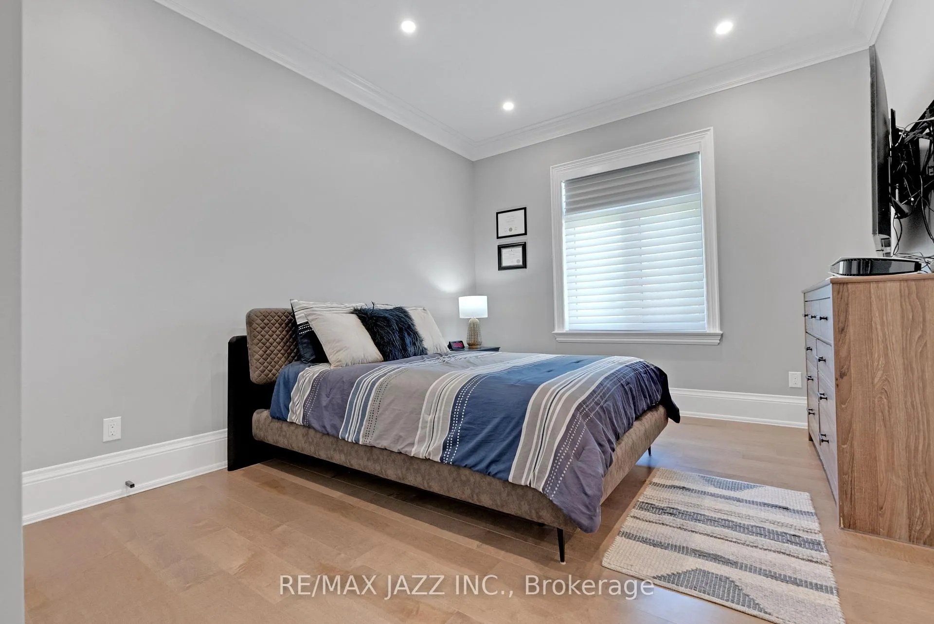 Photo 23 of 60 Varcoe Road, Clarington, Courtice — HOMEH