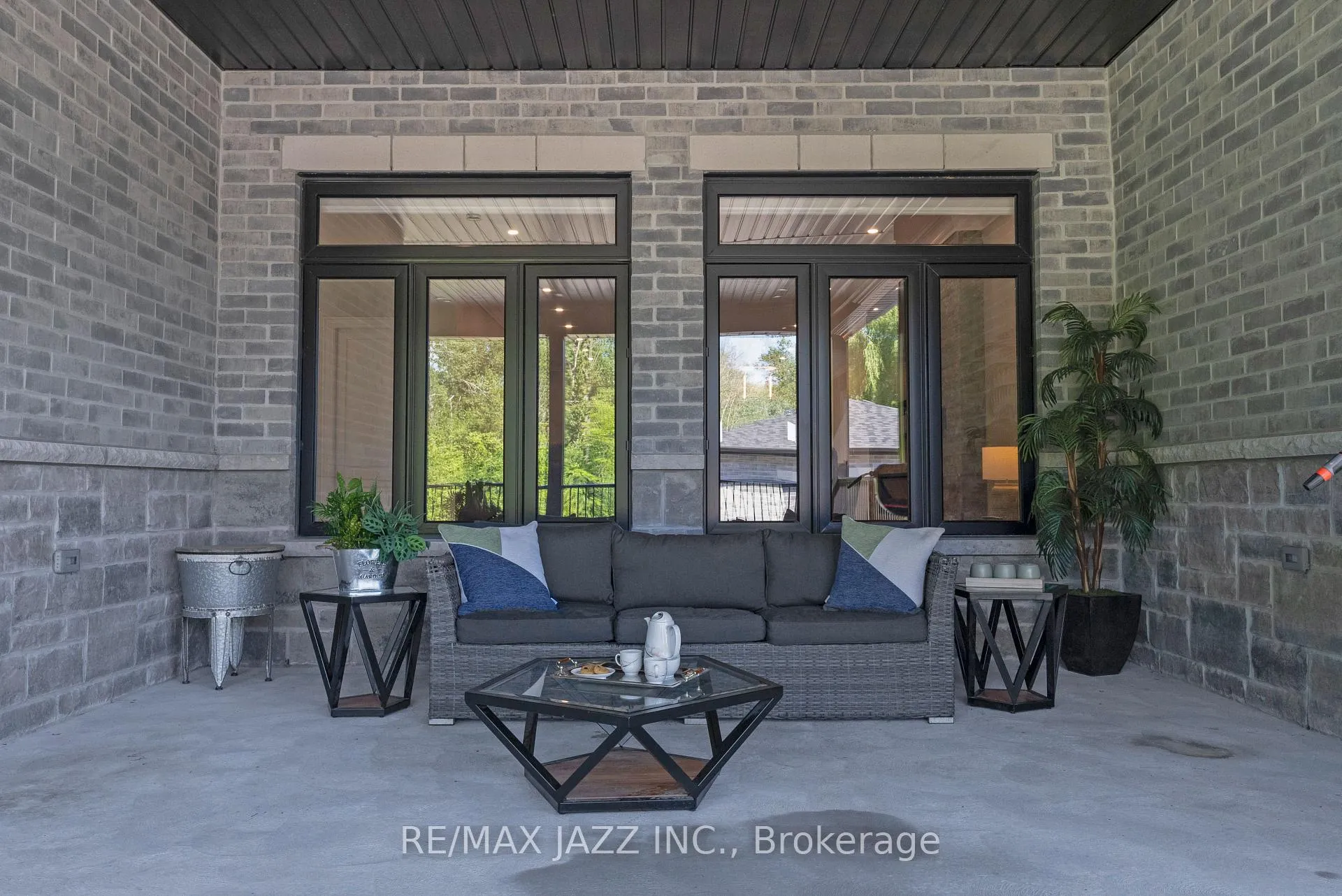Photo 26 of 60 Varcoe Road, Clarington, Courtice — HOMEH
