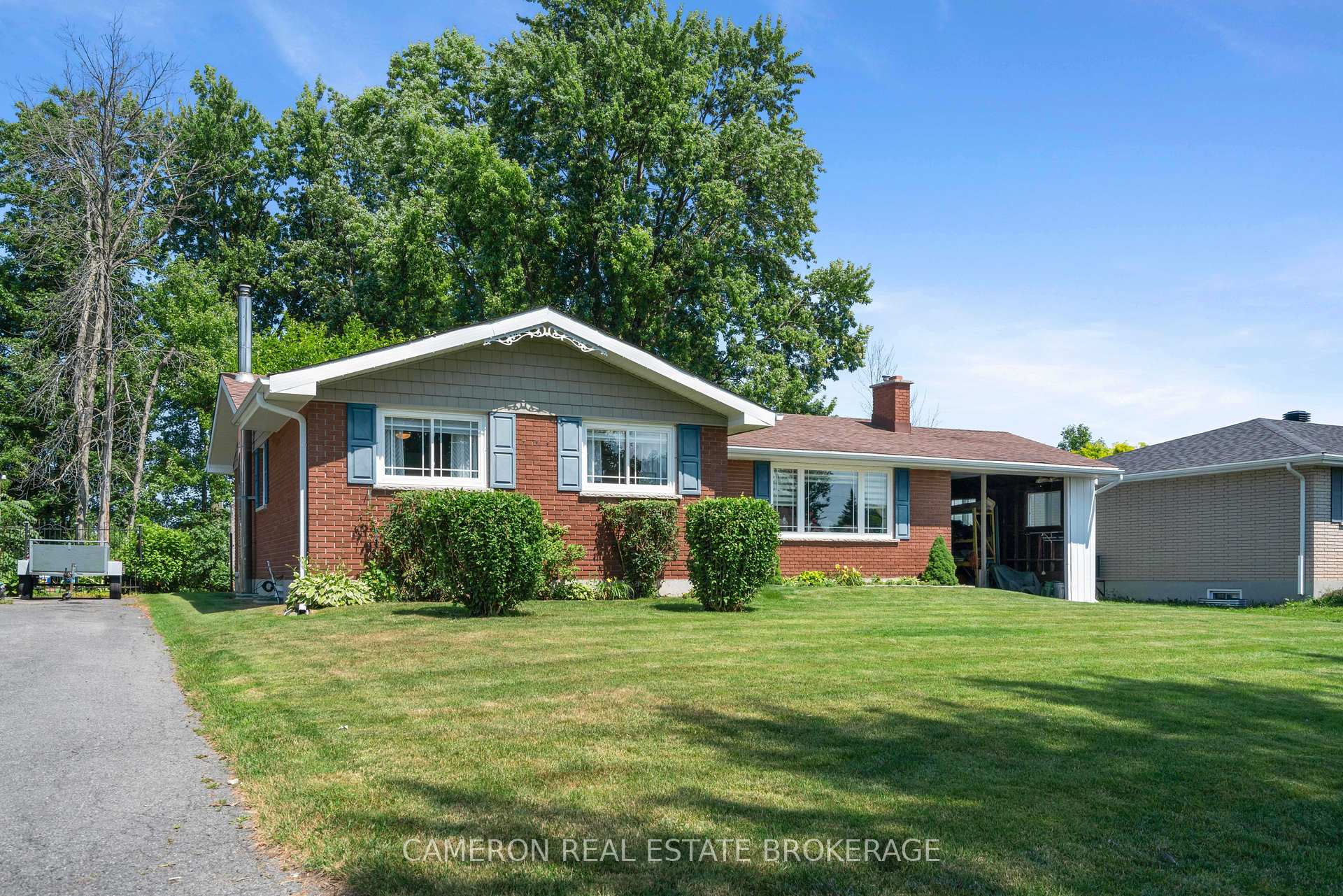 Photo 3 of 523 Lynwood Drive, Cornwall — HOMEH
