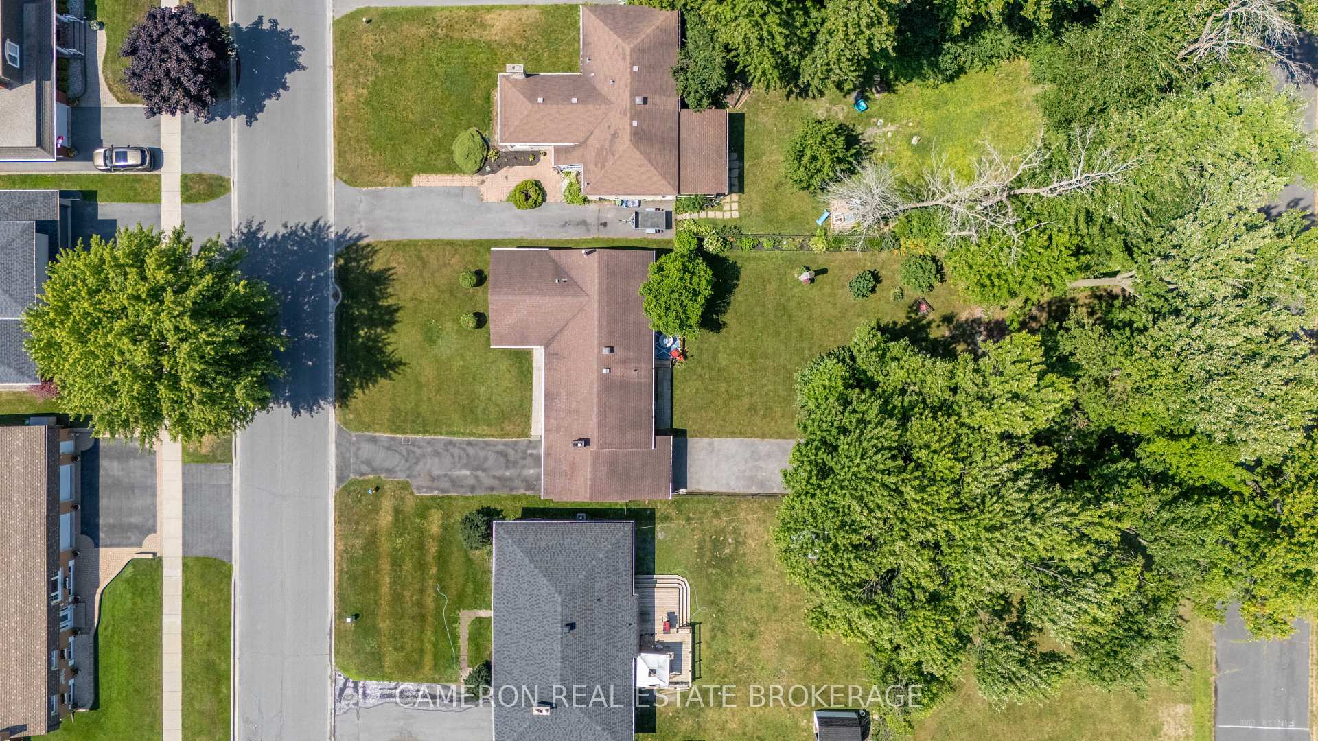 Photo 5 of 523 Lynwood Drive, Cornwall — HOMEH