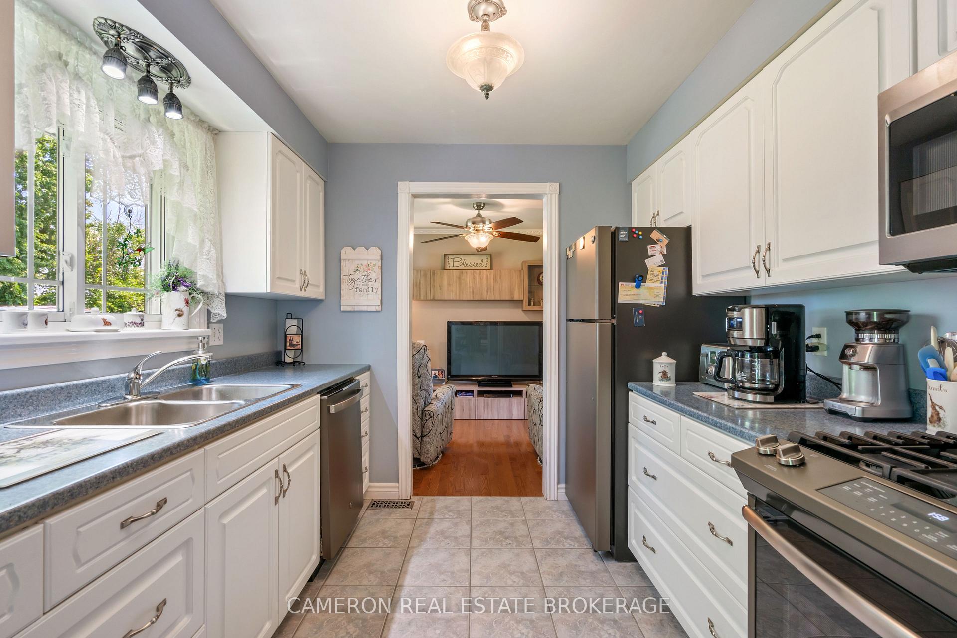Photo 17 of 523 Lynwood Drive, Cornwall — HOMEH