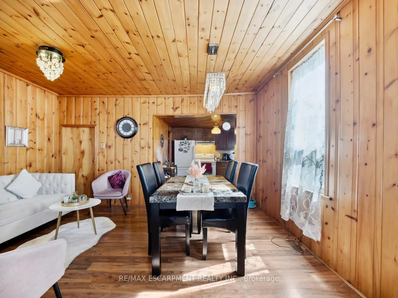 Photo 11 of 253 Albert Street, Oshawa, Central — HOMEH