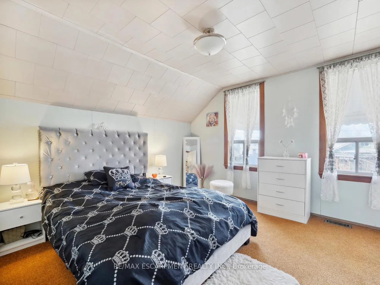 Photo 18 of 253 Albert Street, Oshawa, Central — HOMEH