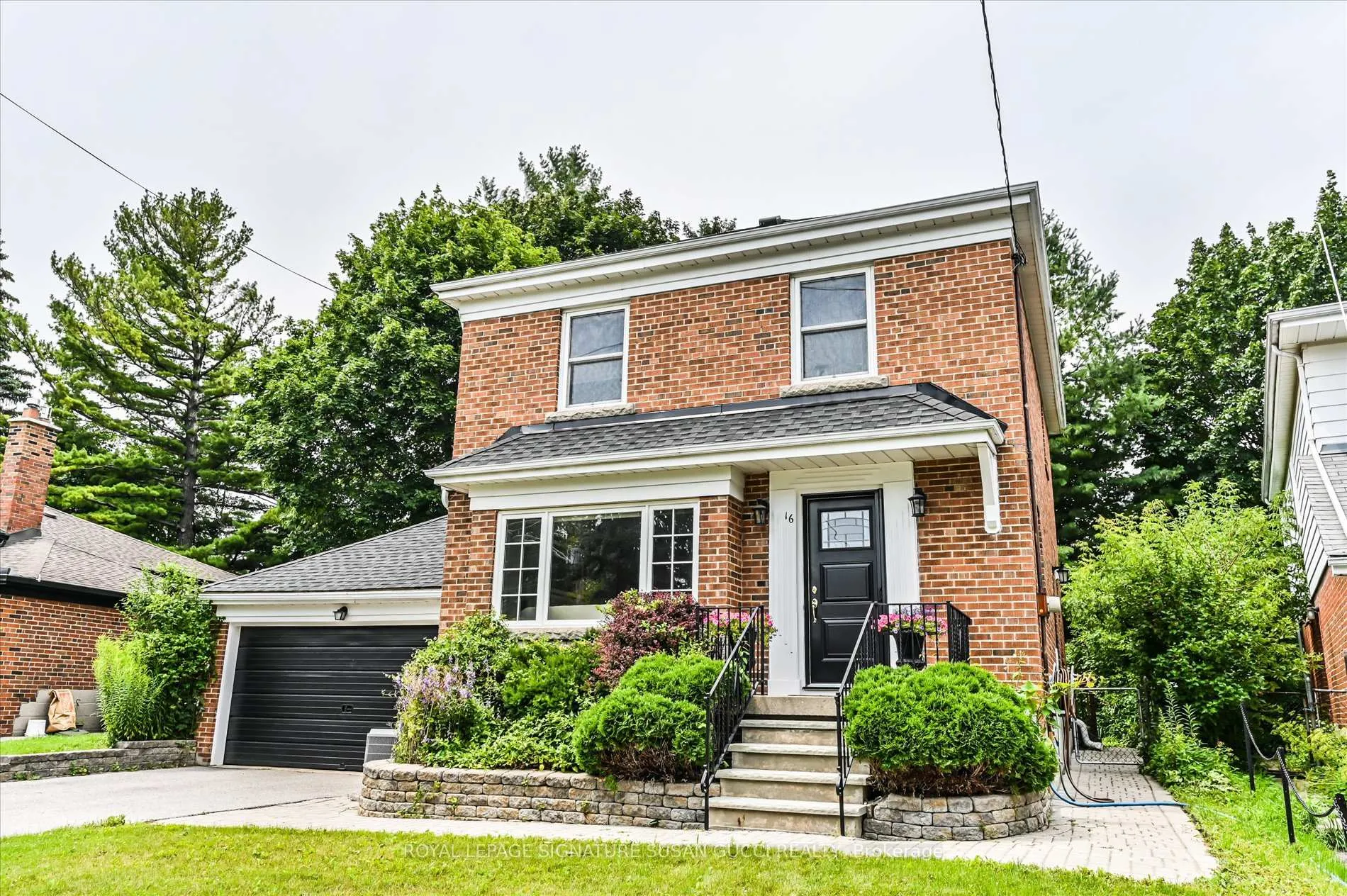 Photo 2 of 16 Stag Hill Drive, Toronto, O'Connor-Parkview — HOMEH