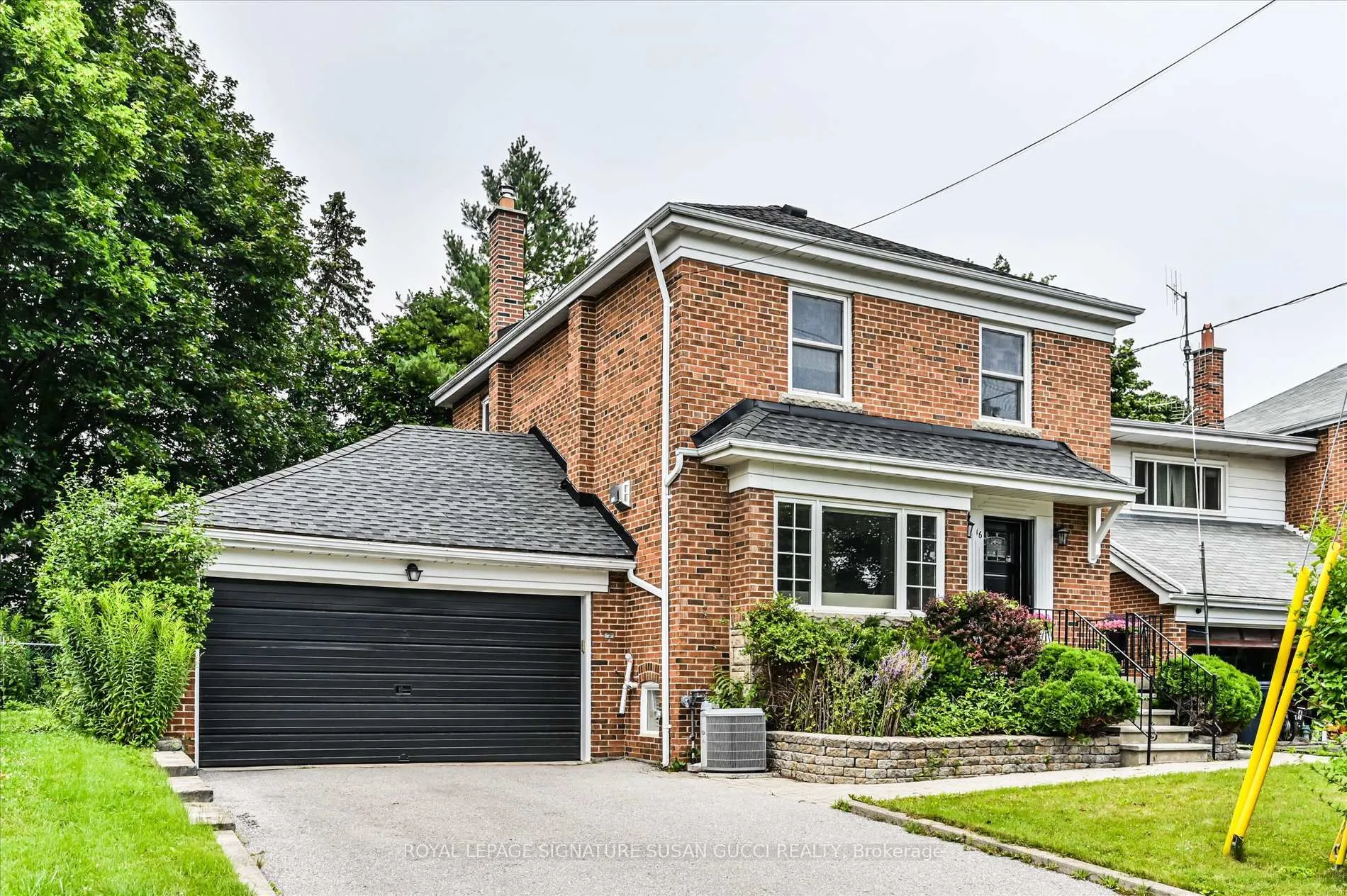 Photo 3 of 16 Stag Hill Drive, Toronto, O'Connor-Parkview — HOMEH