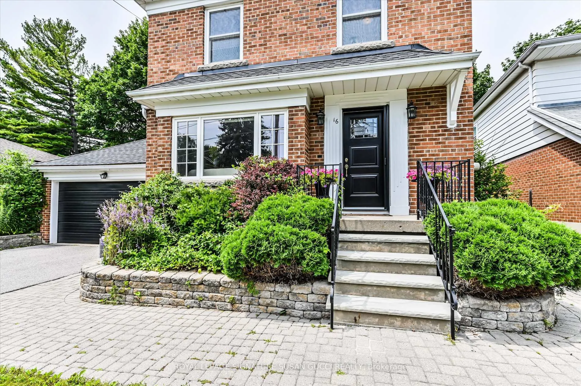 Photo 4 of 16 Stag Hill Drive, Toronto, O'Connor-Parkview — HOMEH