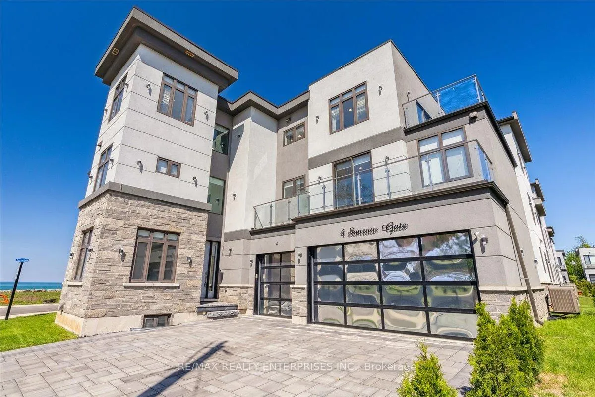 Photo 2 of 4 Sunrow Gate, Hamilton, Stoney Creek — HOMEH