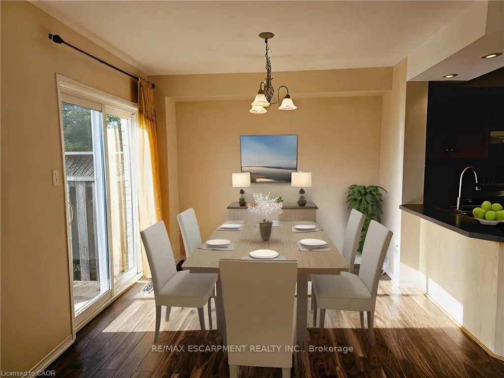 Photo 10 of 74 Foxborough Drive, Hamilton, Ancaster — HOMEH