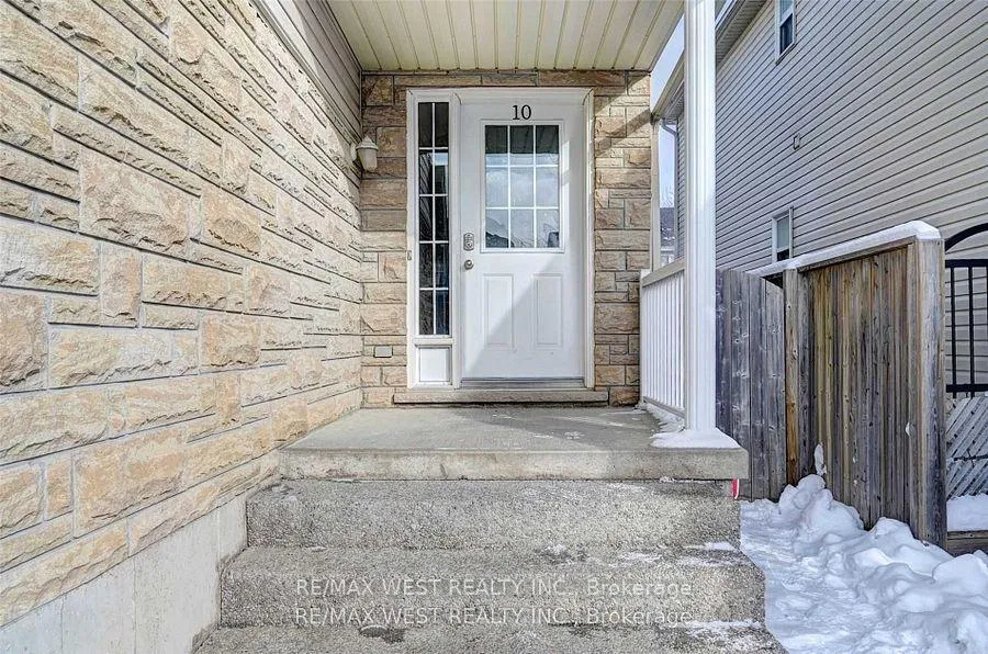 Photo 2 of 10 Verona Street, Kitchener, Huron Park — HOMEH