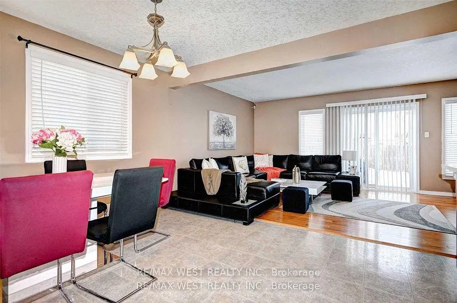 Photo 3 of 10 Verona Street, Kitchener, Huron Park — HOMEH