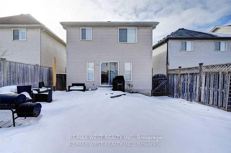 Photo 20 of 10 Verona Street, Kitchener, Huron Park — HOMEH