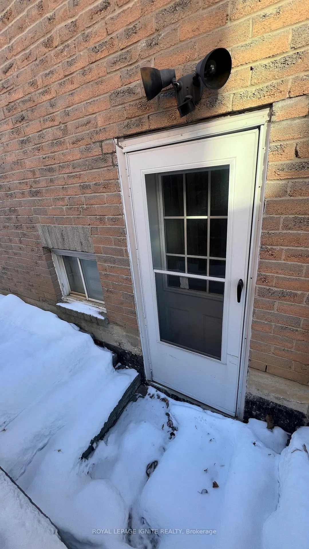 Photo 5 of Unit Bsmt, 172 Wright Crescent, Ajax, Central — HOMEH