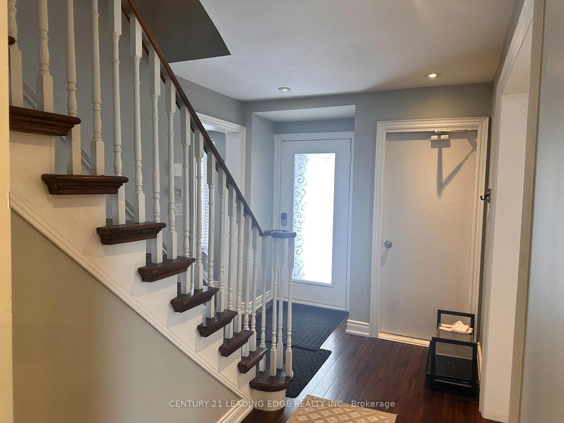 Photo 3 of Unit Main, 142 William Stephenson Drive, Whitby, Blue Grass Meadows — HOMEH