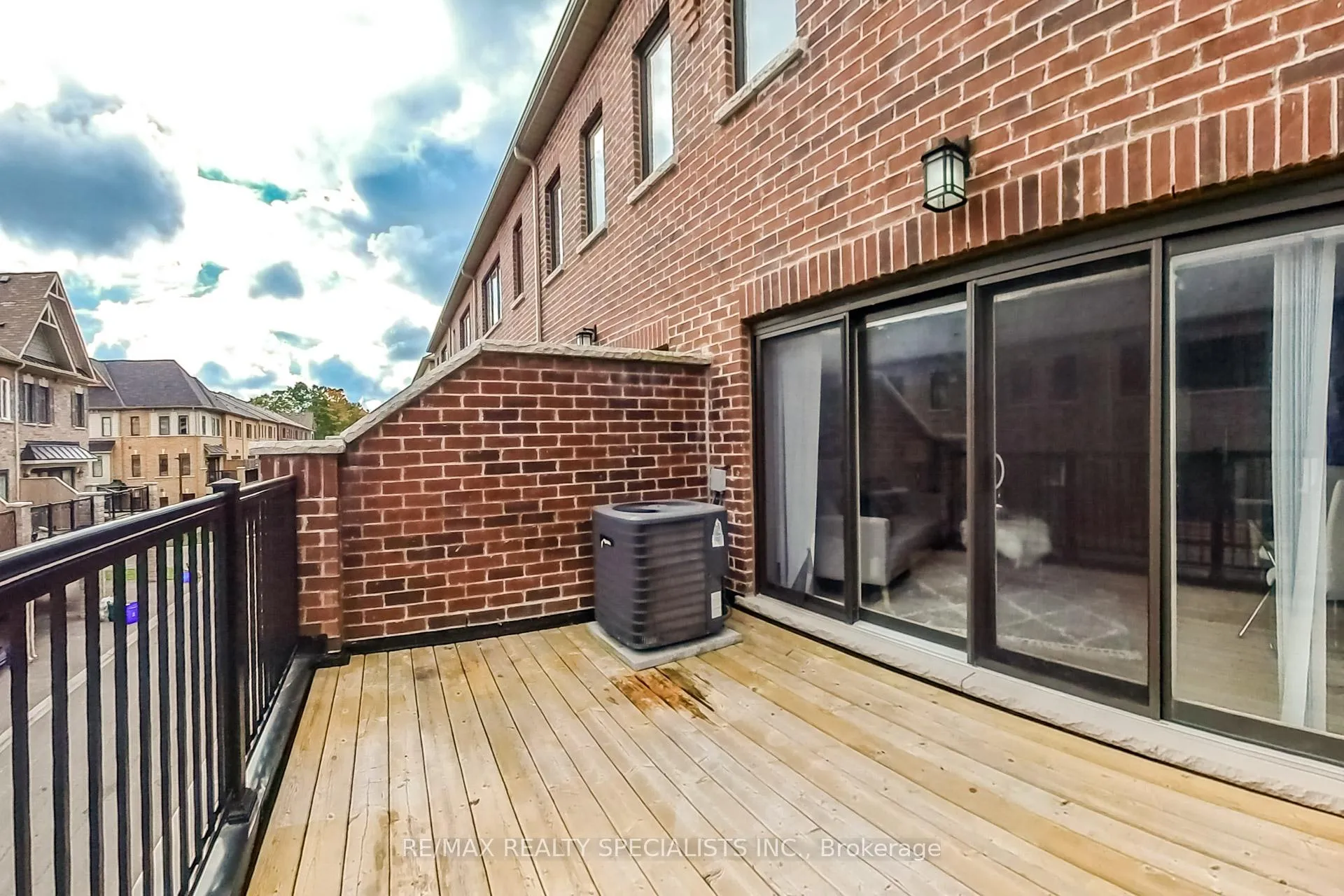 Photo 23 of 10953 Victoria Square, Markham, Victoria Square — HOMEH