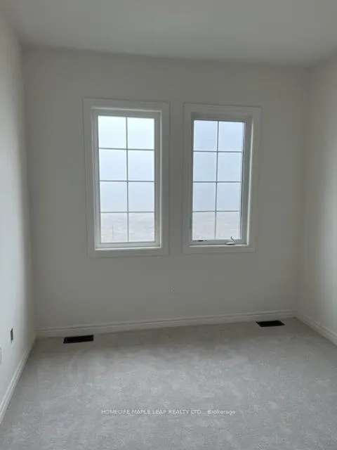 Photo 10 of 373 Skinner Road, Hamilton, Waterdown — HOMEH