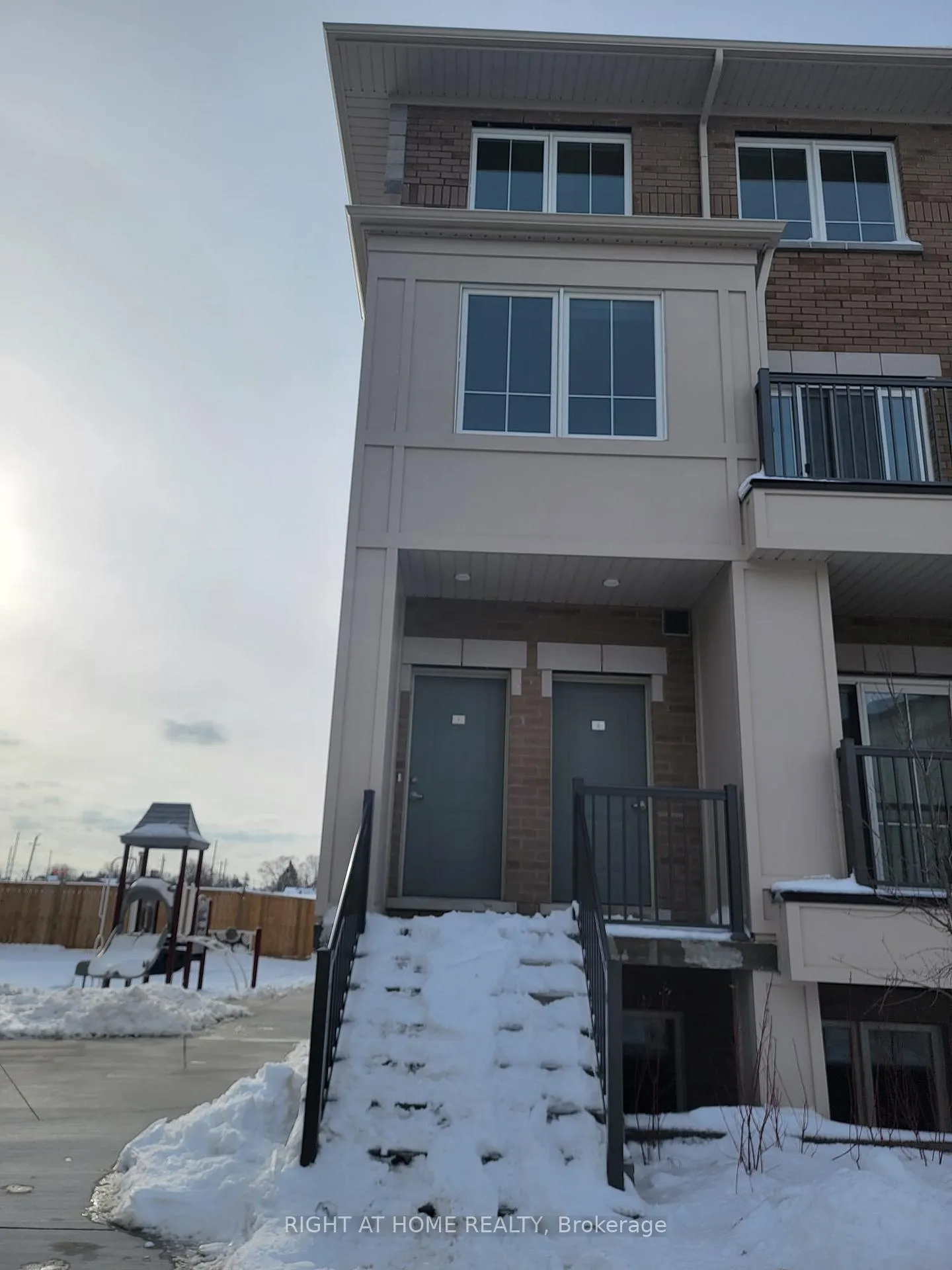 Photo 1 of 480 Beresford Path, Oshawa, Central — HOMEH