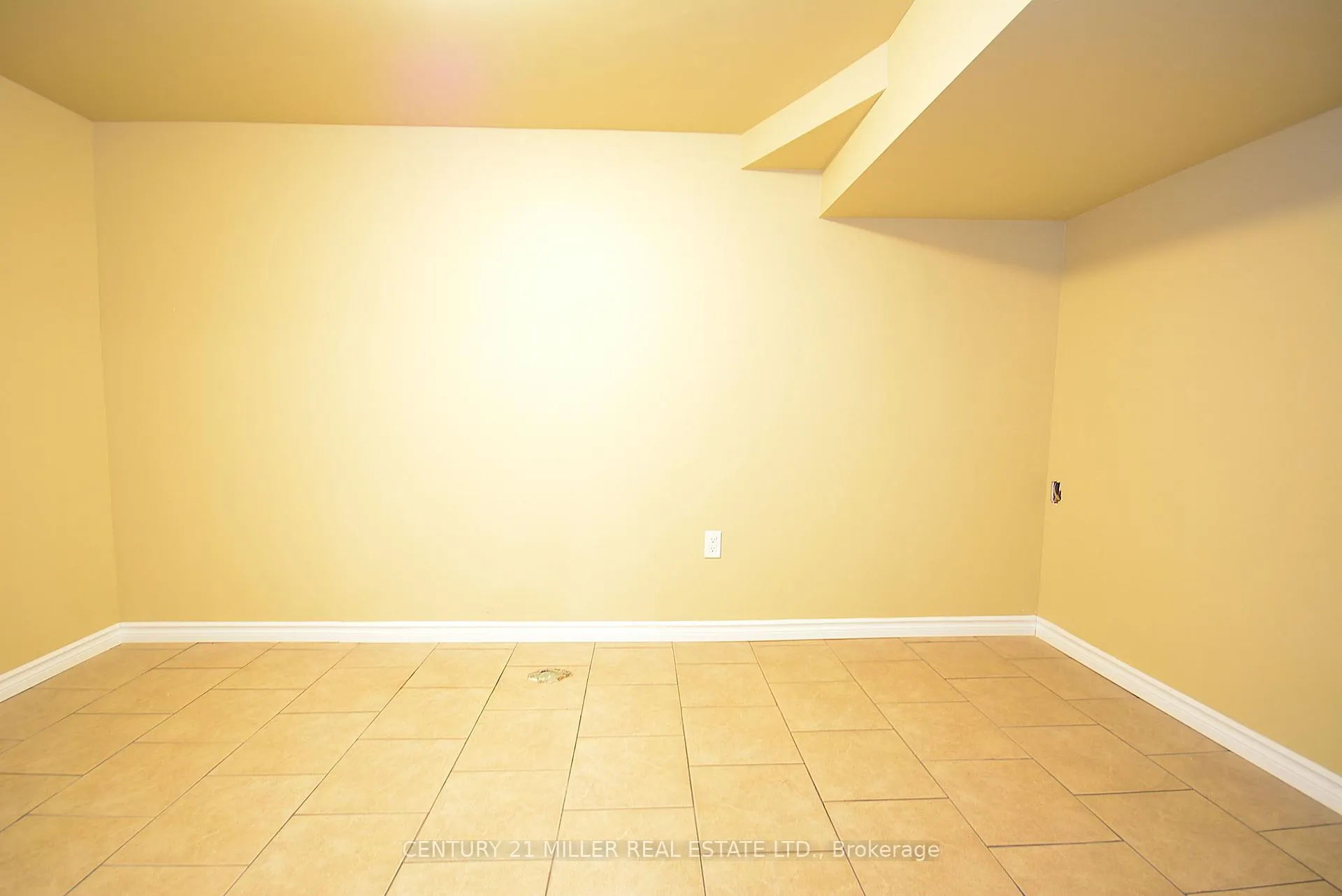 Photo 8 of Unit Lower, 171 Rykert Street, St. Catharines, Rykert/Vansickle — HOMEH