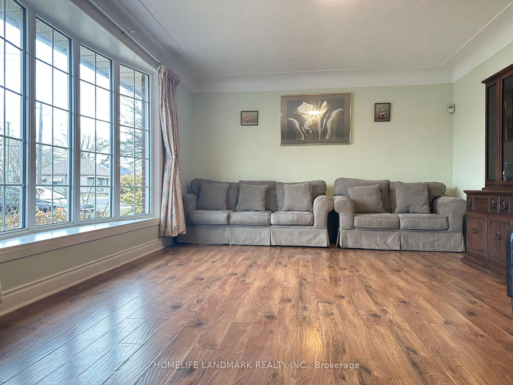 Photo 2 of 150 Fennell Avenue E, Hamilton, Balfour — HOMEH