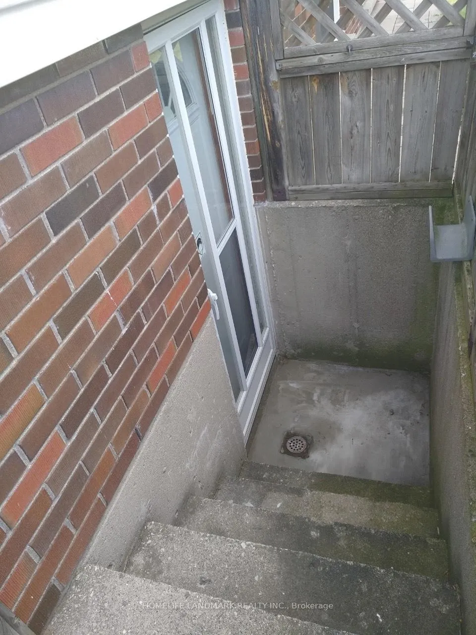 Photo 27 of 150 Fennell Avenue E, Hamilton, Balfour — HOMEH