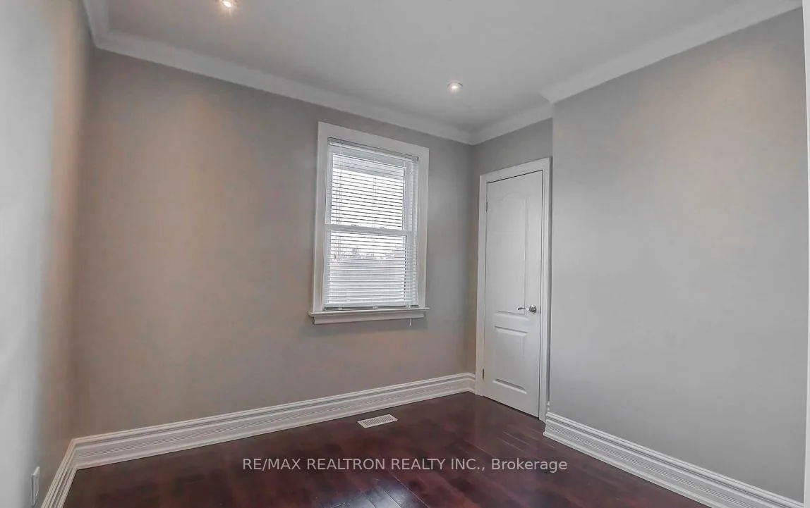 Photo 18 of 611 Newman Crescent, Whitby, Downtown Whitby — HOMEH