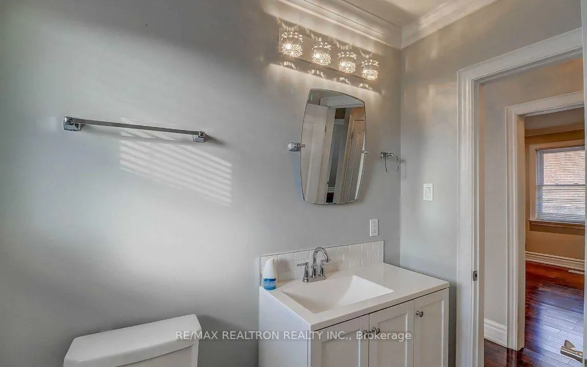 Photo 19 of 611 Newman Crescent, Whitby, Downtown Whitby — HOMEH