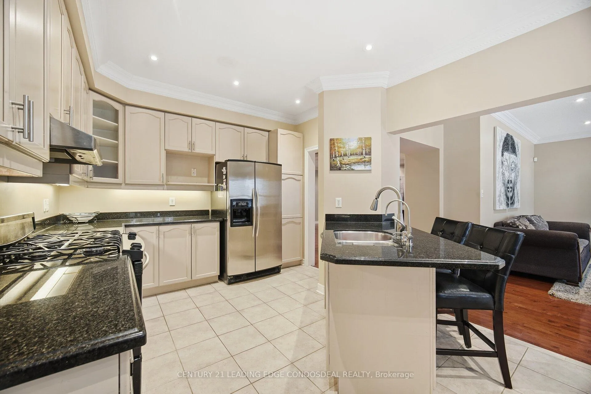 Photo 9 of 67 Pepperberry Road, Vaughan, Patterson — HOMEH