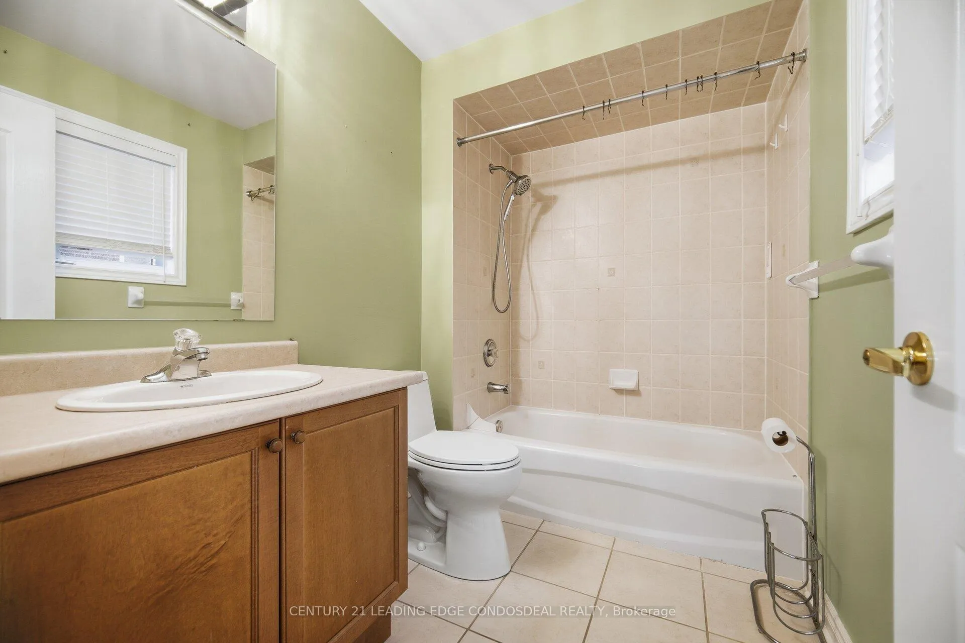Photo 29 of 67 Pepperberry Road, Vaughan, Patterson — HOMEH