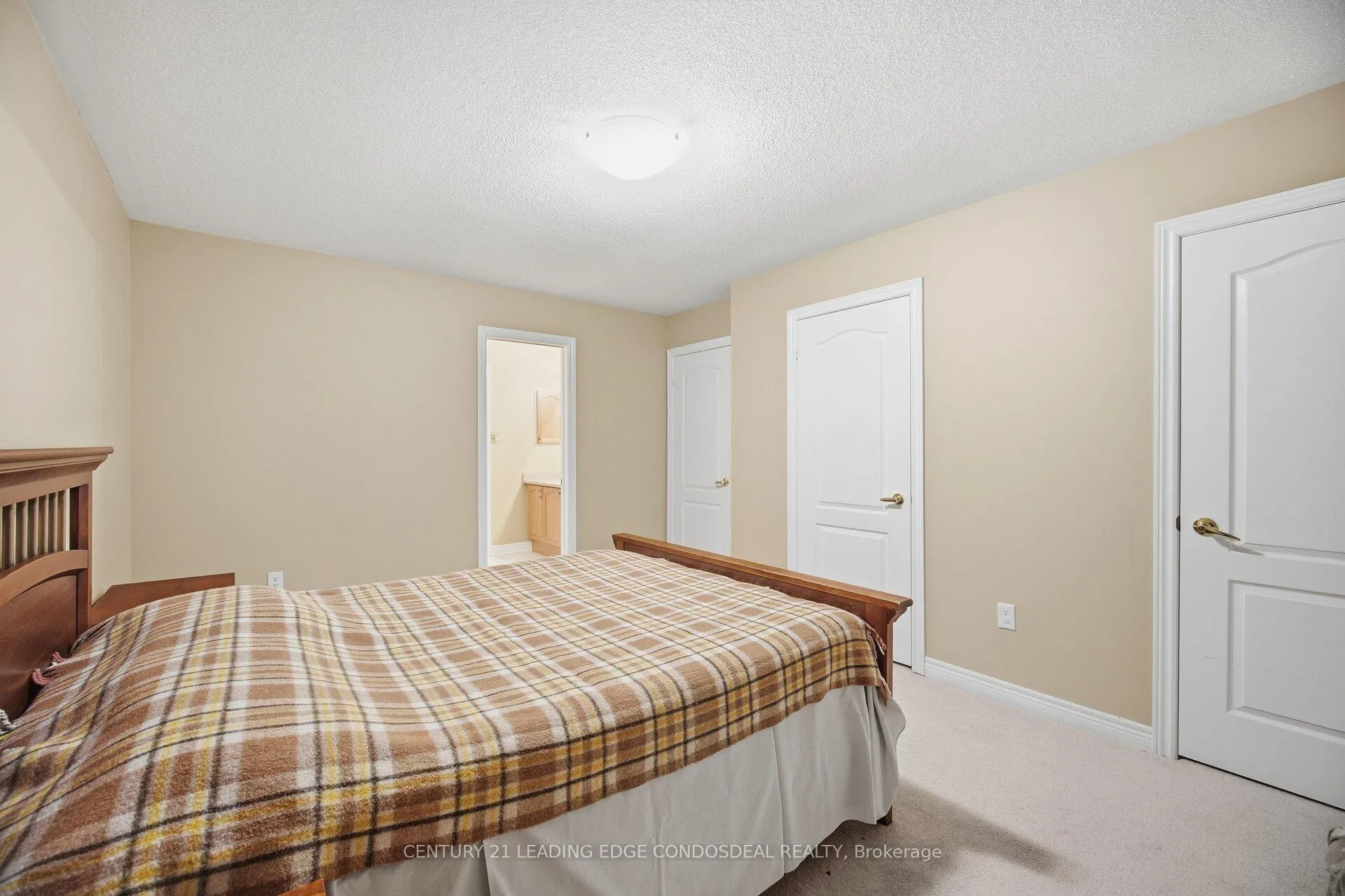 Photo 32 of 67 Pepperberry Road, Vaughan, Patterson — HOMEH