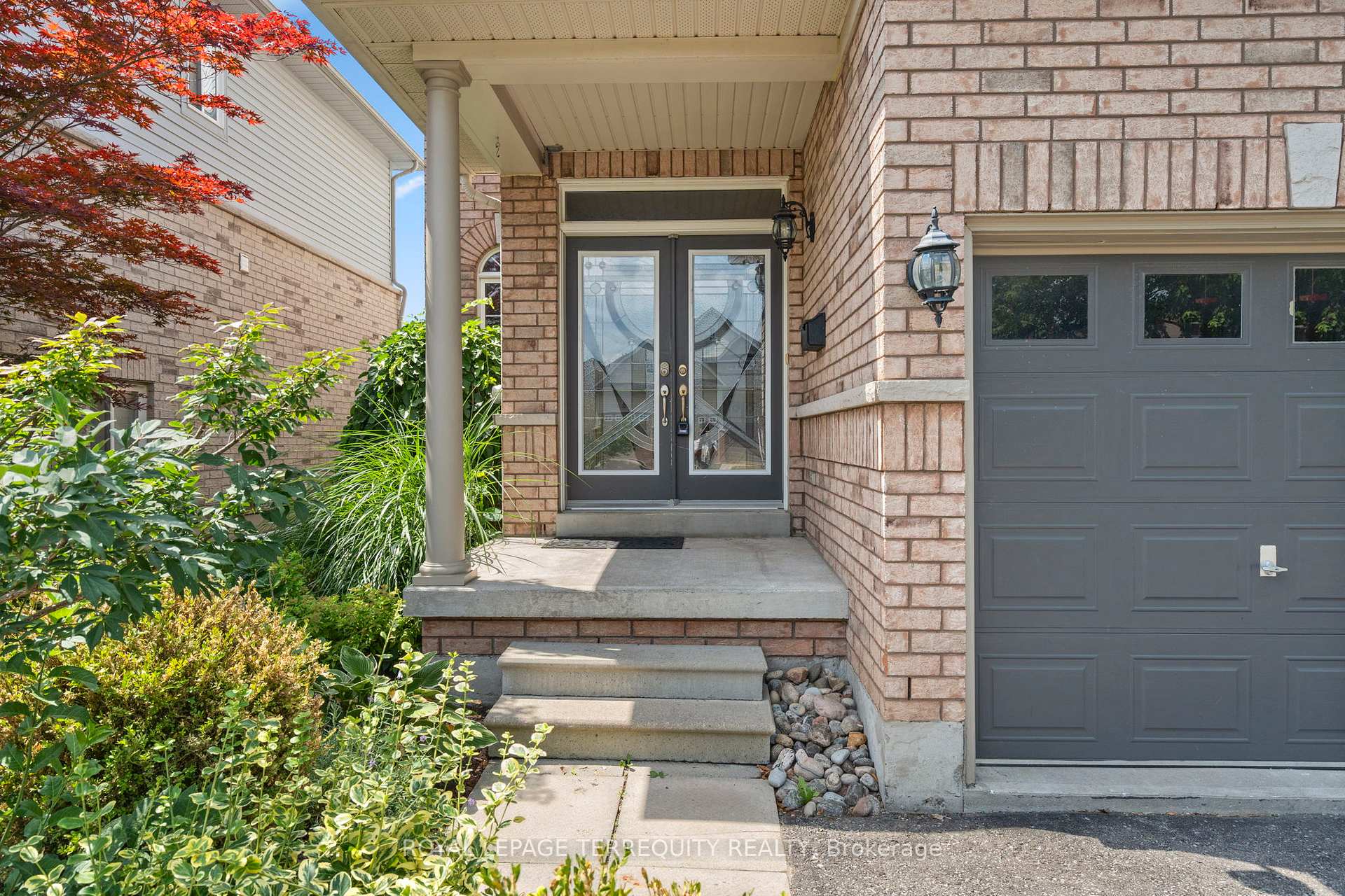 Photo 2 of 24 Alfred Shrubb Lane, Clarington, Bowmanville — HOMEH