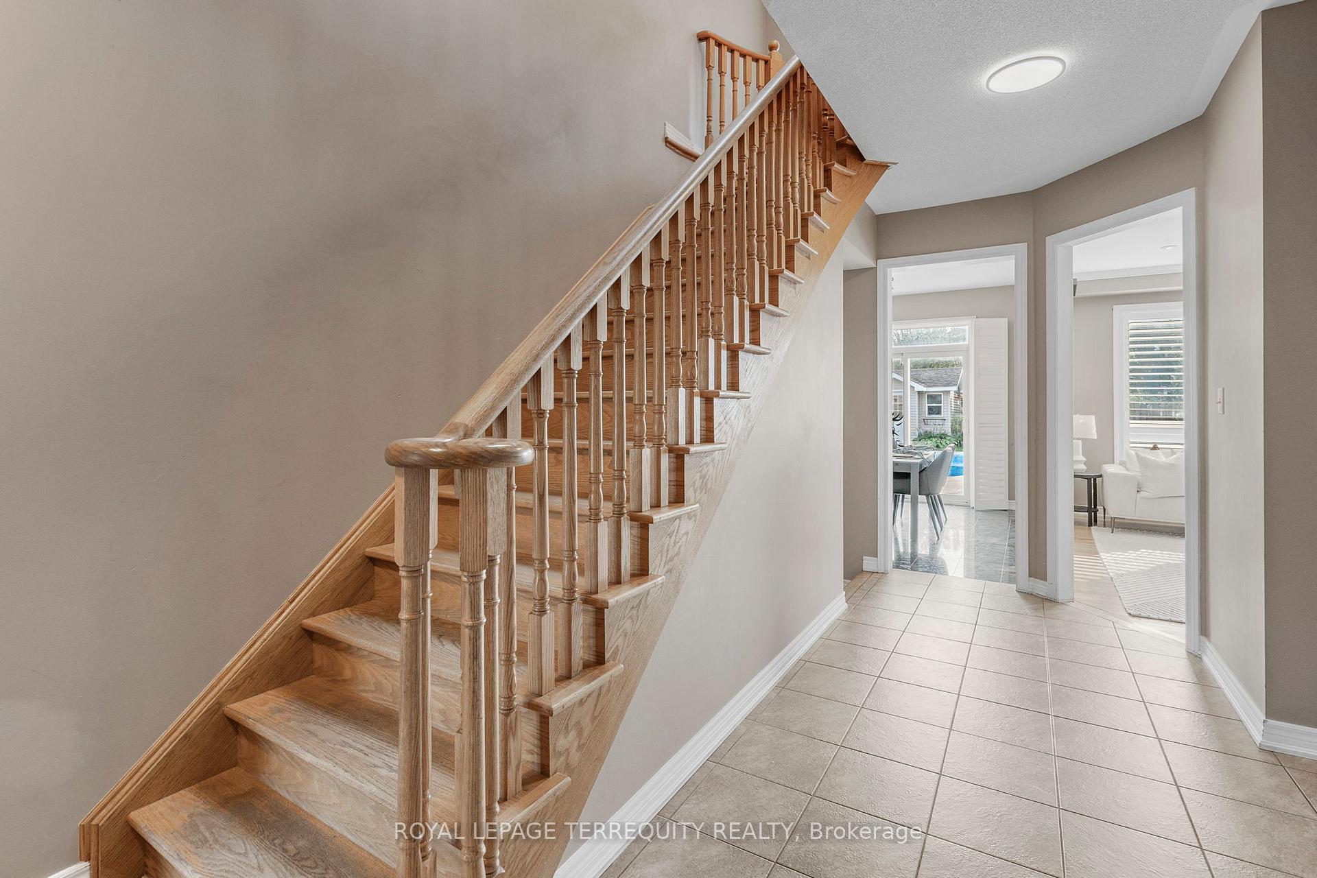 Photo 4 of 24 Alfred Shrubb Lane, Clarington, Bowmanville — HOMEH