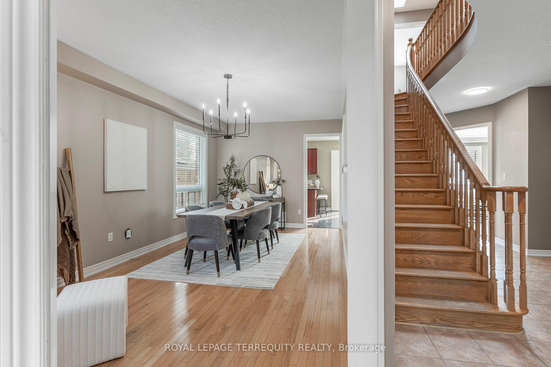 Photo 6 of 24 Alfred Shrubb Lane, Clarington, Bowmanville — HOMEH